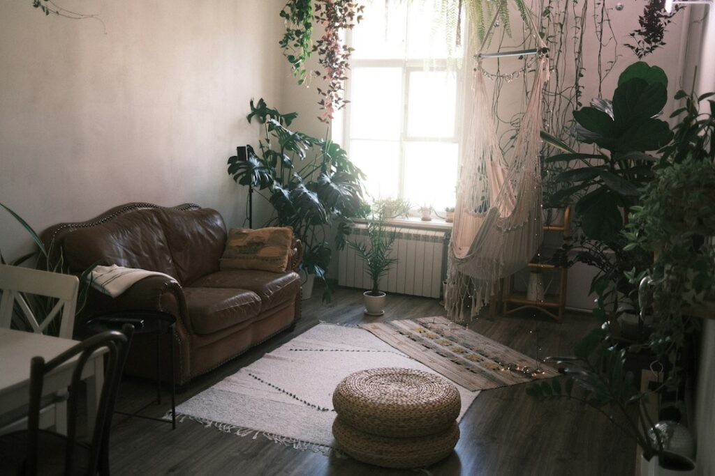 Affordable Japandi decor in a cozy small apartment with simple furniture and natural textures